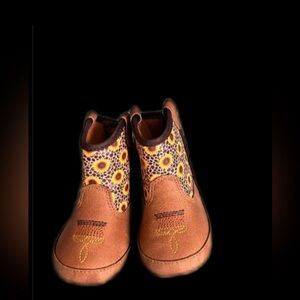 Sunflower Patterned Kids Boots.